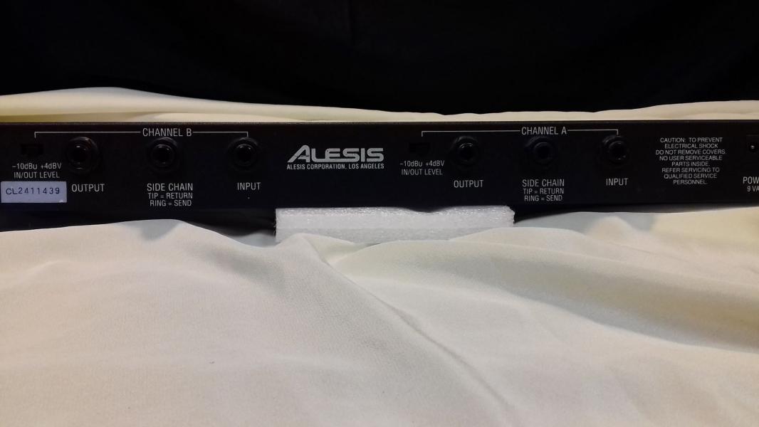 Alesis 3630 compressor/limiter/gate