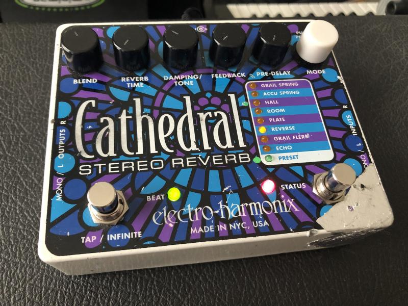 ELECTRO-HARMONIX Cathedral Stereo Reverb