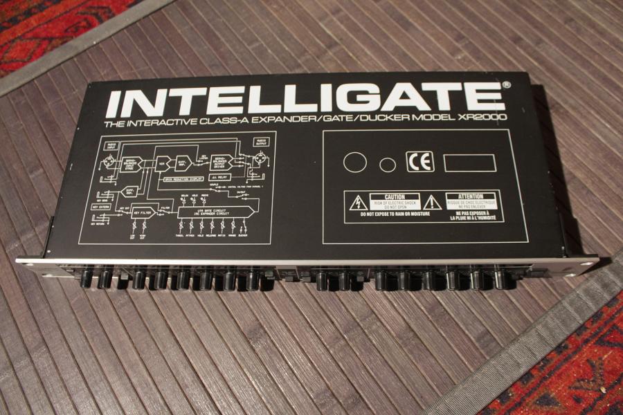 Behringer XR2000 Intelligate