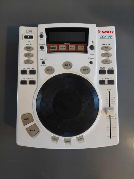 DJ cd přehrávač Vestax CDX 05