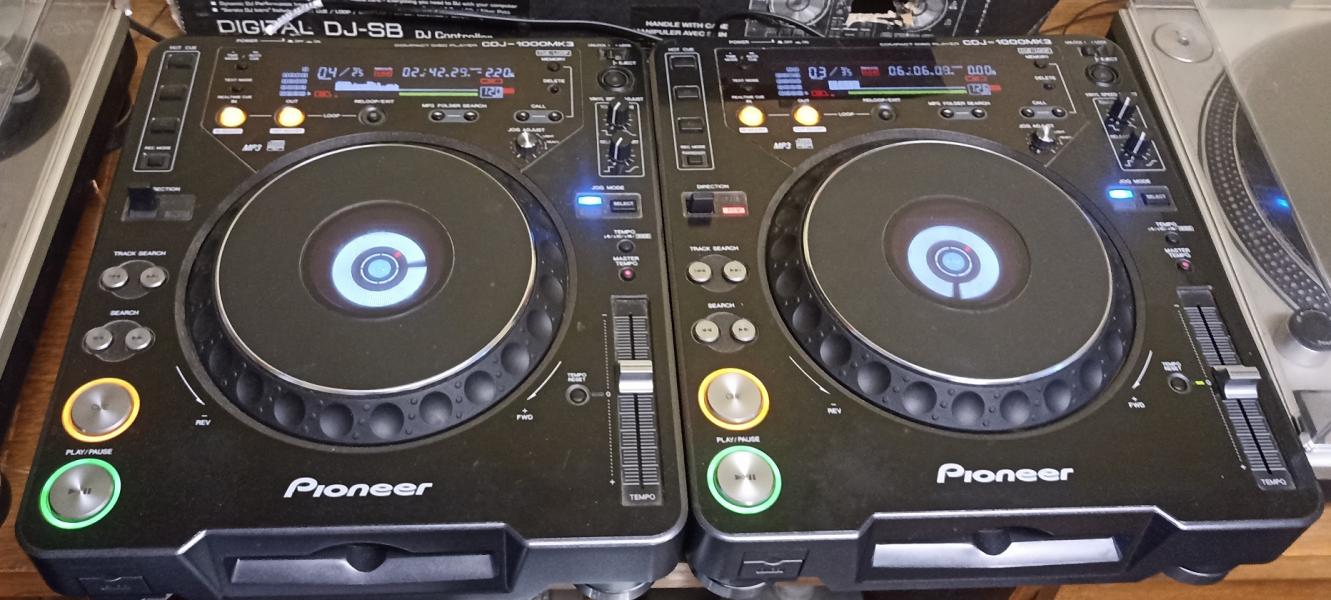 2x CDJ1000MK3